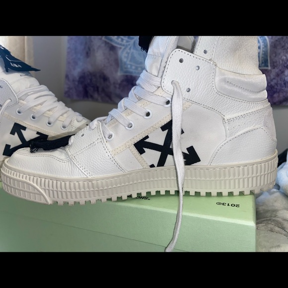 Off-White | Off Court 3.0 Sneakers - Picture 7 of 8